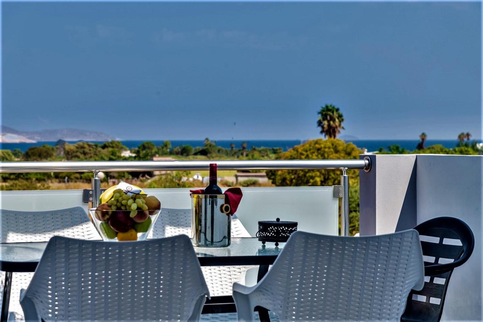 Xenos Villa 2 With A Private Pool,Near The Sea Tigaki Zewnętrze zdjęcie